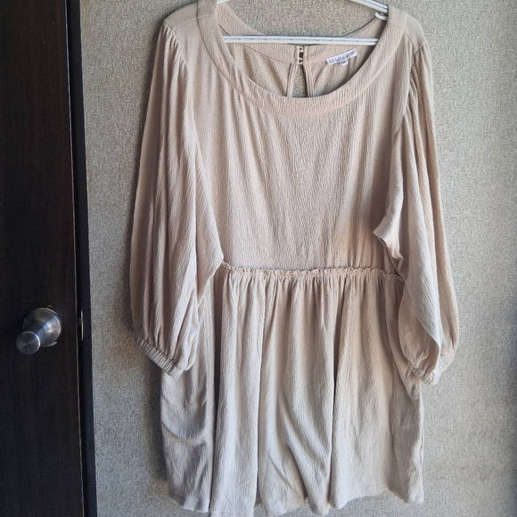 AEMI+CO Beige Earth Tone Long Sleeve Oversized Romper Med Boho Bohemian Fall - Picture 6 of 9